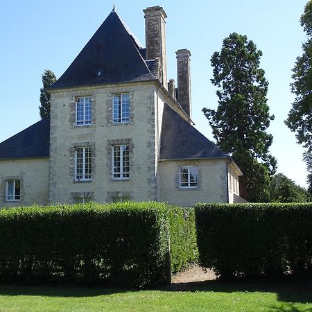 Chateau Turgot Gites Bons-Tassily Номер фото