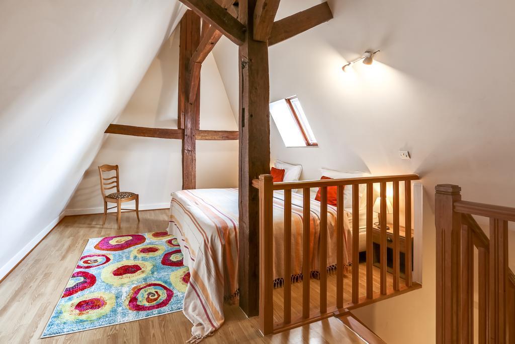 Chateau Turgot Gites Bons-Tassily Экстерьер фото